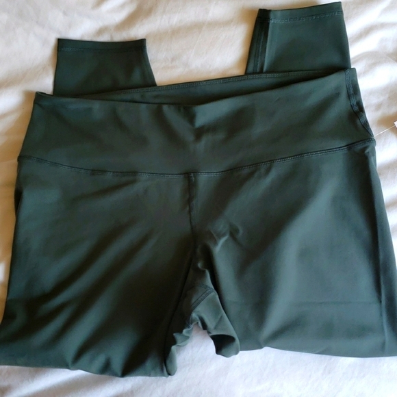 Old Navy High-Waisted PowerPress 7/8 Length Green Leggings - Size 3X - Picture 4 of 7